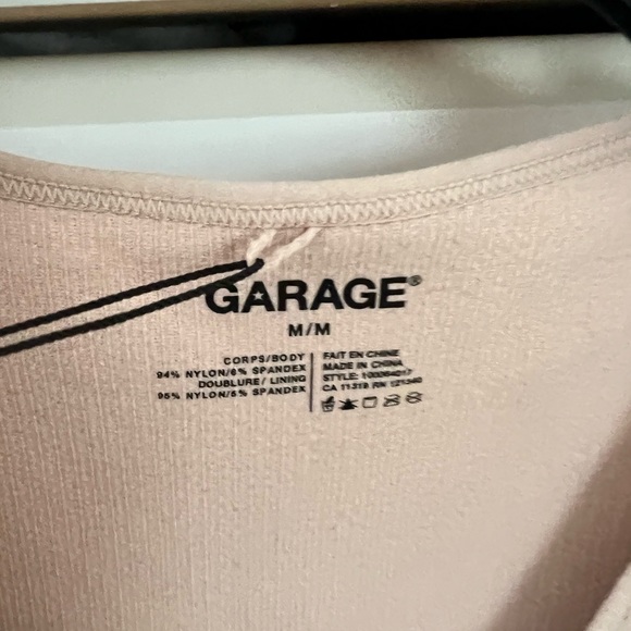 crop top - Picture 2 of 2
